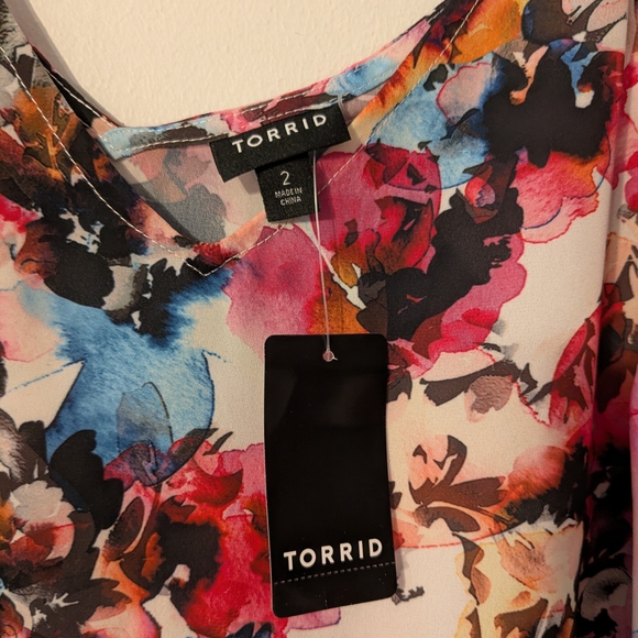 NWT Torrid NWT Pink and Red Tank Top with Floral Print Size 2 (18/20) Camisole - Picture 3 of 6